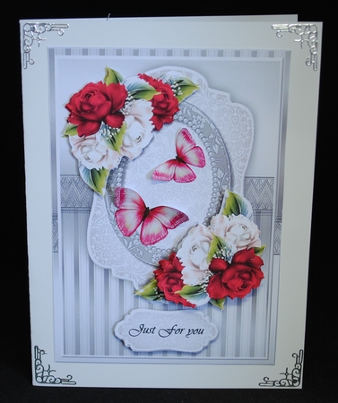 A5  Beautiful Mixed Roses by Yvonne Middleton
