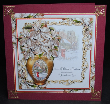 A Christmas Vase Bumper Set by Yvonne Middleton