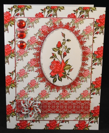 Oval Lace Pyramid - Red Roses by Yvonne Middleton
