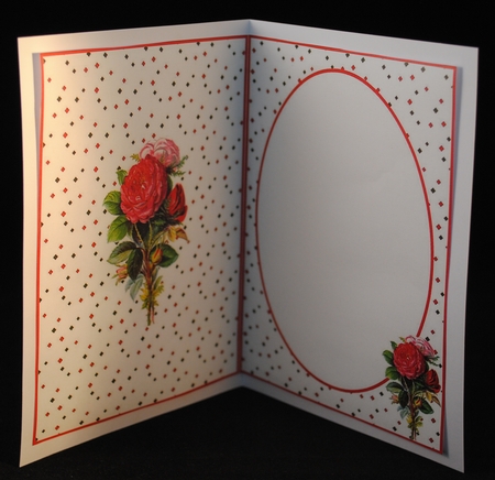 Oval Lace Pyramid - Vintage Rose Bouquet by Yvonne Middleton