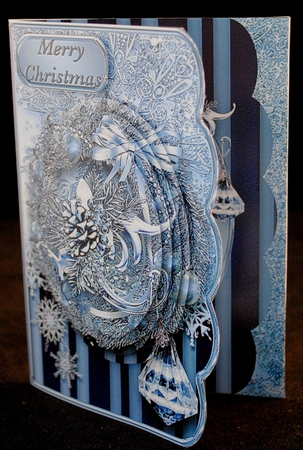 Winter Magic - Scallop Edged Card MIni Kit by Yvonne Middleton