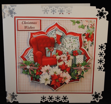 Presents for Everyone - Stacked Petal Layer Card Mini Kit by Yvonne Middleton