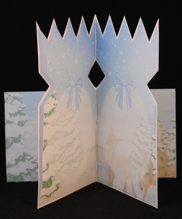 Christmas cracker reindeer scene card kit by Yvonne Middleton