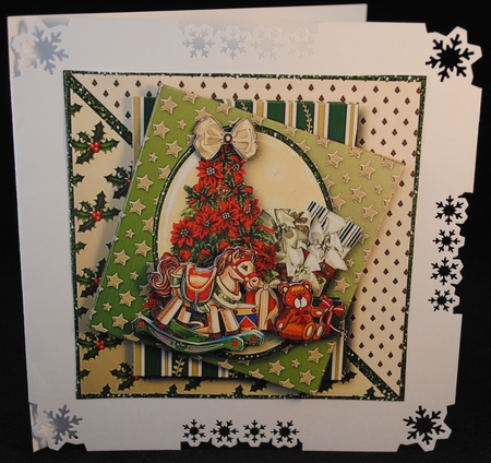 Christmas Memories - Layered Card Mini Kit by Yvonne Middleton