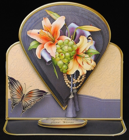 Cluster of Lilies - Teardrop Pyramid Easel Card Mini Kit by Yvonne Middleton
