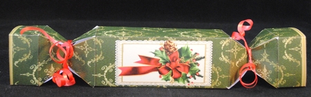8x8 Christmas robin with snowy cottages scene mini kit by Yvonne Middleton