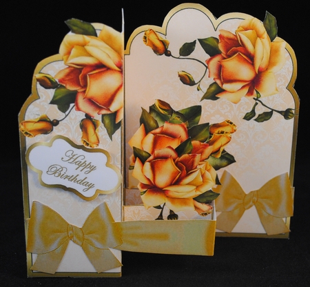 Z-Fold Yellow Roses by Yvonne Middleton