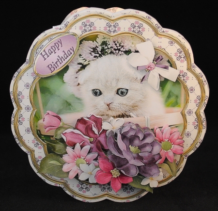 Flower Kitten - Petal Shaped Card Mini Kit by Yvonne Middleton