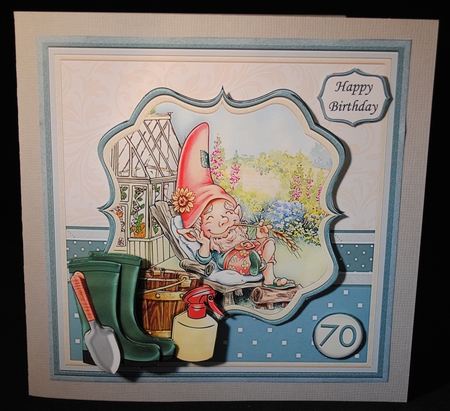 GARDEN GNOME CHILLING 8x8 Decoupage & Insert Mini Kit by Yvonne Middleton