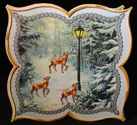 243 days to Christmas O by Yvonne Middleton