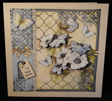Vintage Flowers Blue Creme Dream 1272 by Yvonne Middleton
