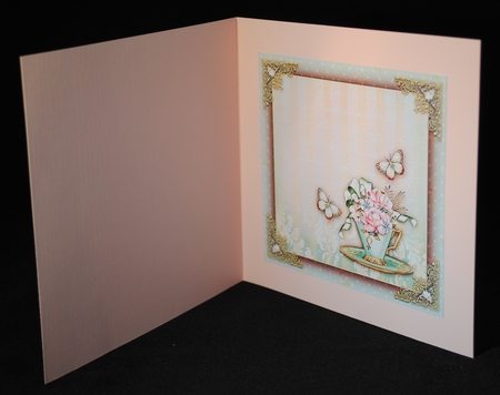 Beautiful Teacup with Roses Mini Kit by Yvonne Middleton