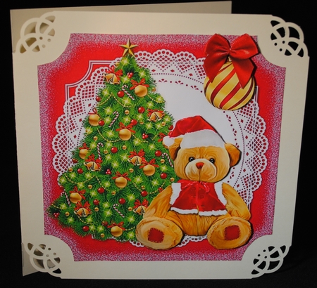 Teddy Bear Christmas 2 by Yvonne Middleton