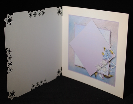 Winter Church - Diamond Pyramid Card Mini Kit by Yvonne Middleton