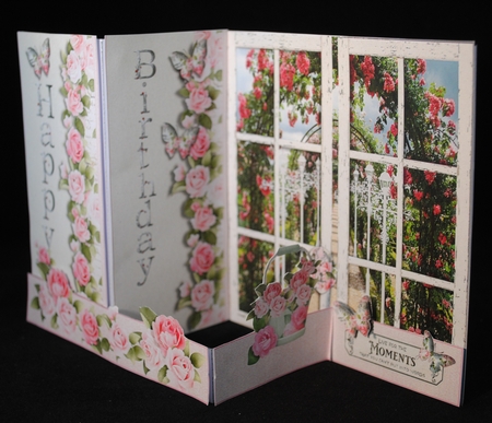 Z Fold Rose Garden including Template by Yvonne Middleton