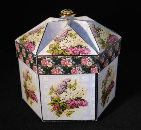FTBM Vintage Lilacs by Yvonne Middleton