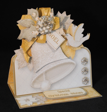 Christmas Bell - Easel Card Mini Kit by Yvonne Middleton