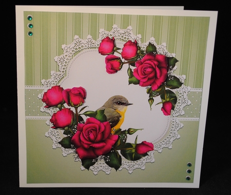 Beautiful Roses Topper Plus Gift Tag by Yvonne Middleton
