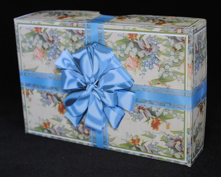 3D Easter Egg Bauble Card And Gift Box-5 by Yvonne Middleton