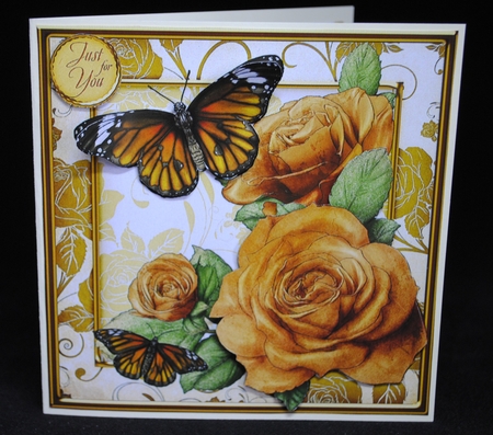 BUTTERFLY BLOSSOMS 4 SHEET MINI KIT GOLD by Yvonne Middleton