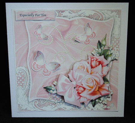 Bumperkit  Beautiful Flower cards mini Kits by Yvonne Middleton