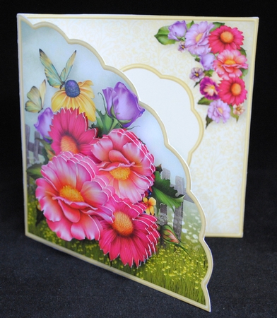 Summer Garden - Shell Front Card Mini Kit by Yvonne Middleton