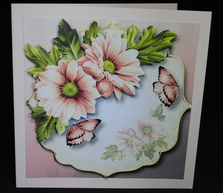 Chrysanthemum Corner Bumper Kit 2 by Yvonne Middleton