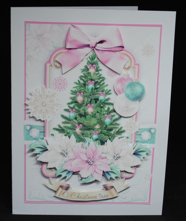 O Christmas Tree by Yvonne Middleton