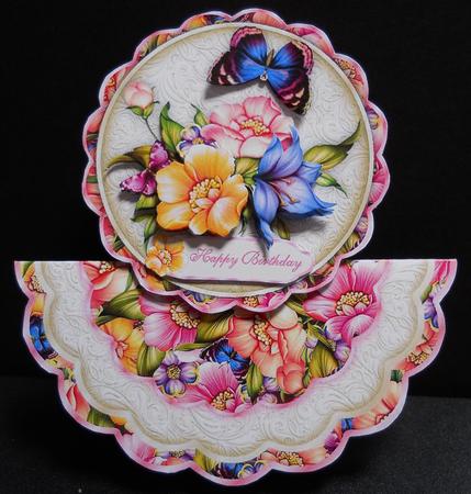 Floral Vibes Scallop Edge Wobble Card by Yvonne Middleton