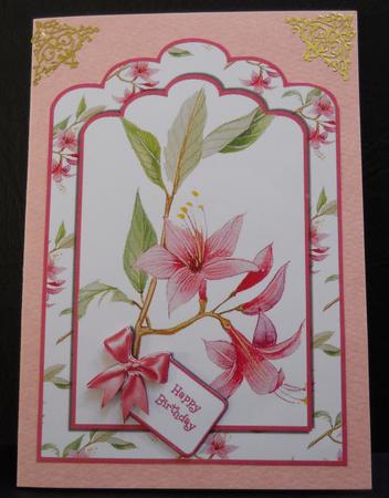 Bloomin Beautiful - Scallop Top Card by Yvonne Middleton