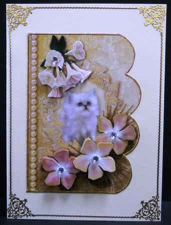 Dreamy Kitten 2 Scalloped Edge Card Decoupage by Yvonne Middleton