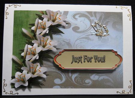 A4 Background Vintage Lilie 1 by Yvonne Middleton