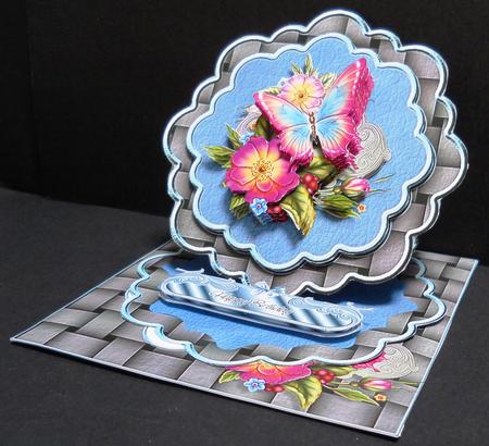Butterfly and Flowers 2 1n 1 Scalloped Easel Card Kit by Yvonne Middleton