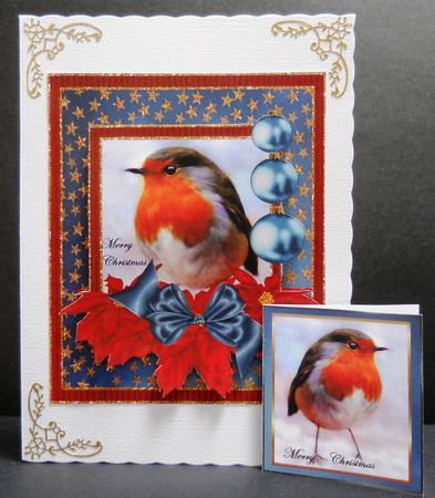 Christmas Robin Topper and Gifttag by Yvonne Middleton