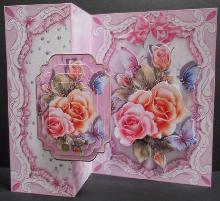 Pretty Peach and Pink Roses No Holes Fold Mini Kit by Yvonne Middleton