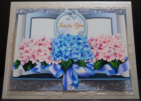 Book Hydrangeas Vintage by Yvonne Middleton