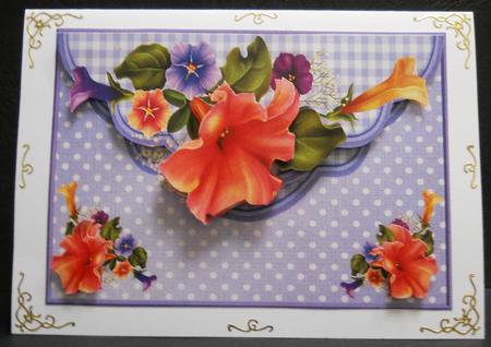 Envelop Petunia Beauty by Yvonne Middleton