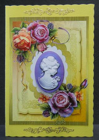 Lovely English Roses and Cameo (pyramarge) by Yvonne Middleton