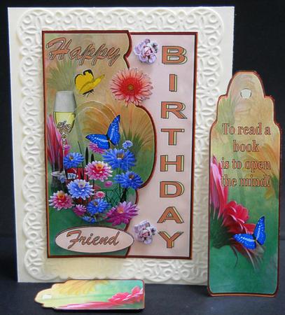 Pretty Flowers Scalloped Edge Mini Kit by Yvonne Middleton