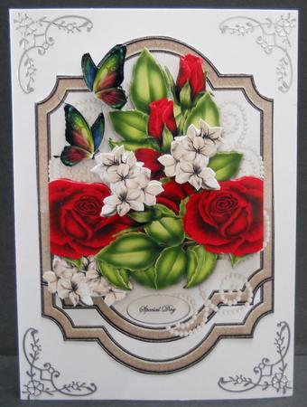Panel Red Roses and Pearls by Yvonne Middleton