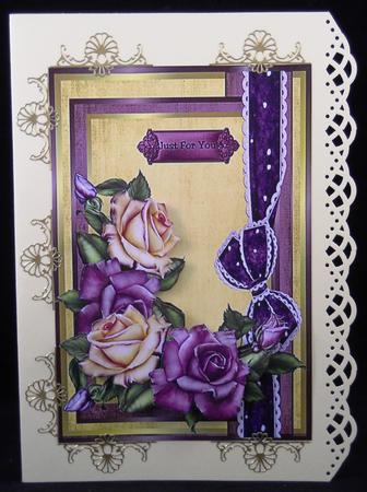 Heritage Roses 2 by Yvonne Middleton