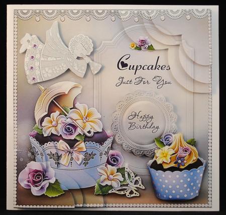 Cupcakes 8x8 Card Front Mini Kit by Yvonne Middleton