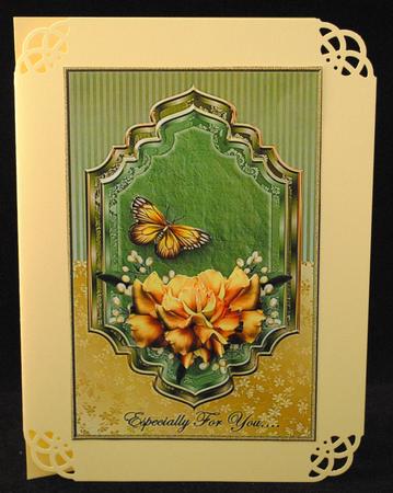 Classic Golden Roses by Yvonne Middleton