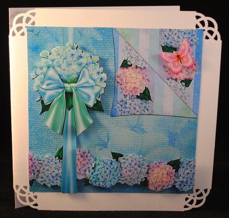 Hydrangeas Faux Corner Fold by Yvonne Middleton