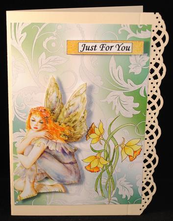 Daffodil and Lace Watercolour Background by Yvonne Middleton