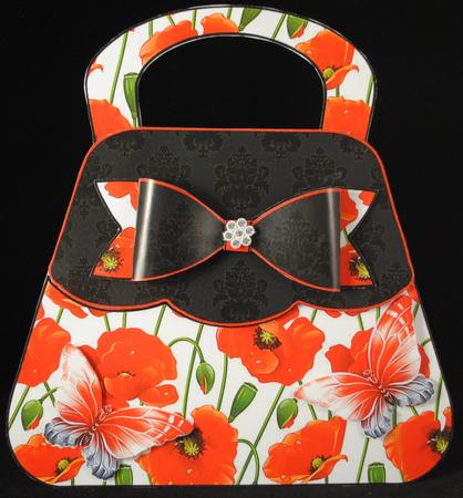 Beautiful Poppy Bag Card Kit by Yvonne Middleton