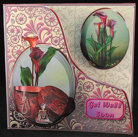 Gift with Callas Double Pyramid Card Mini Kit by Yvonne Middleton