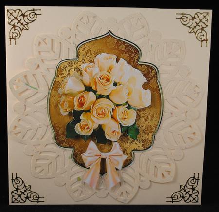 Golden Glow Topper by Yvonne Middleton