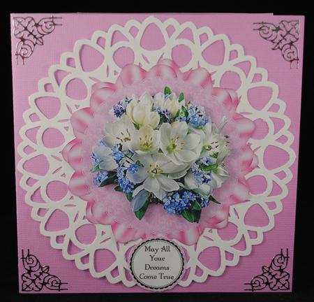 Floral Star Topper by Yvonne Middleton
