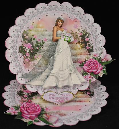 Beautiful Bride 2 Scalloped Round Easel Card Mini Kit by Yvonne Middleton